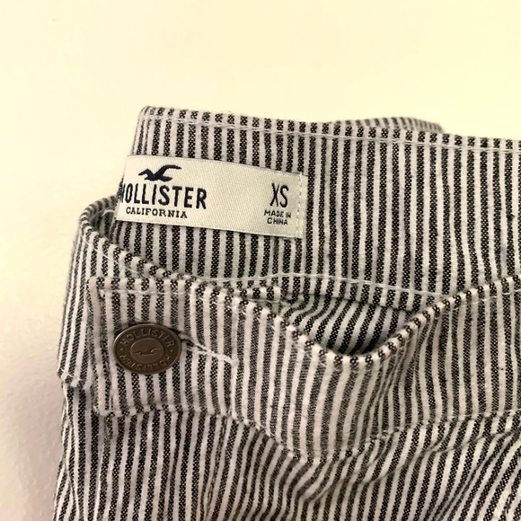 Cropped Striped Hollister Pants - Picture 6 of 6